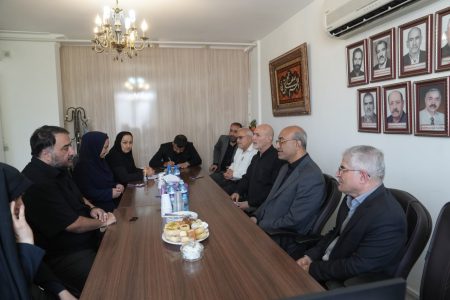 بازدید استاندار از اتاق اصناف کرمانشاه/تقدیر از بازاریان