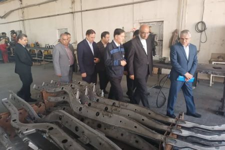 بازدید استاندار و مدیرکل صمت کرمانشاه از صنعت‌گستر زاگرس