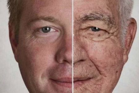 لیست غذاهایی که پوست را پیر می‌کنند